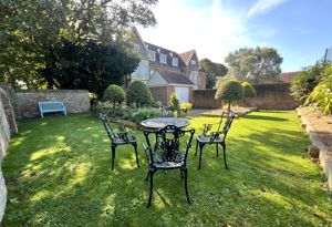 Photo 19- click for photo gallery